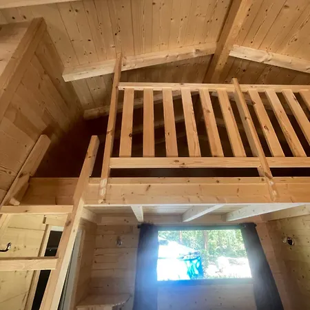 Camping L'Enclave Mobil-Home Estavar Esterno foto