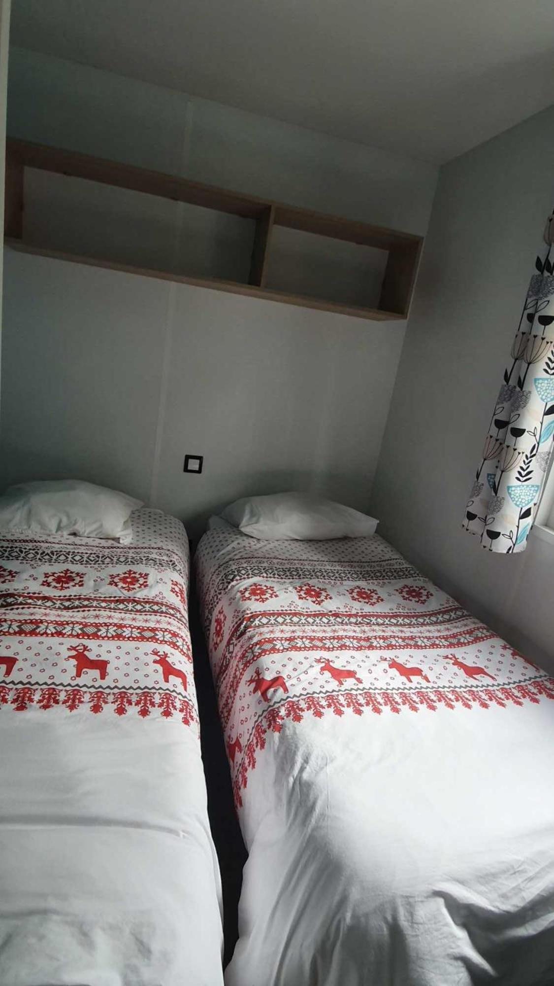 Camping L'enclave Mobil-home *