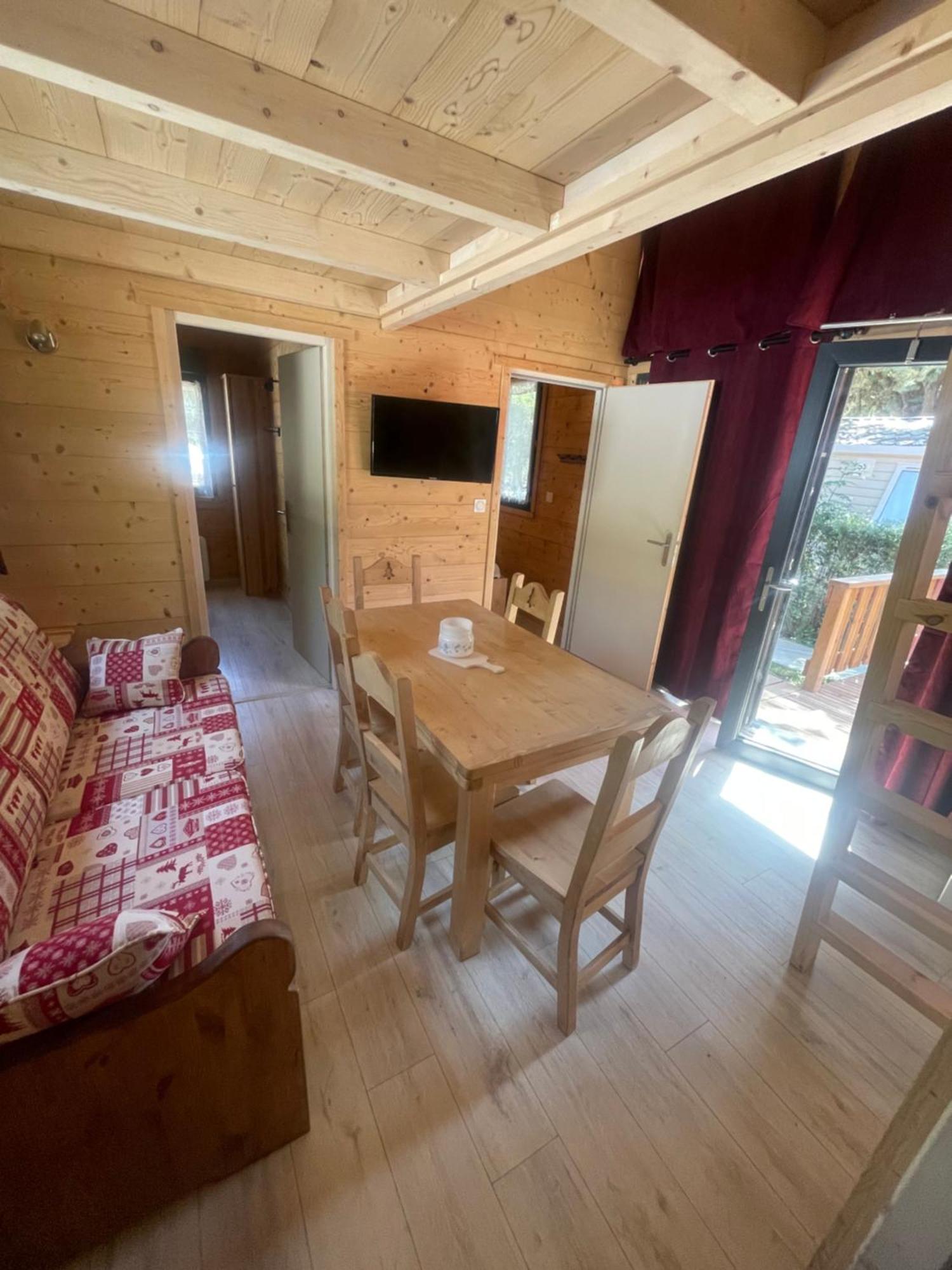 L'enclave Mobil-home * Estavar