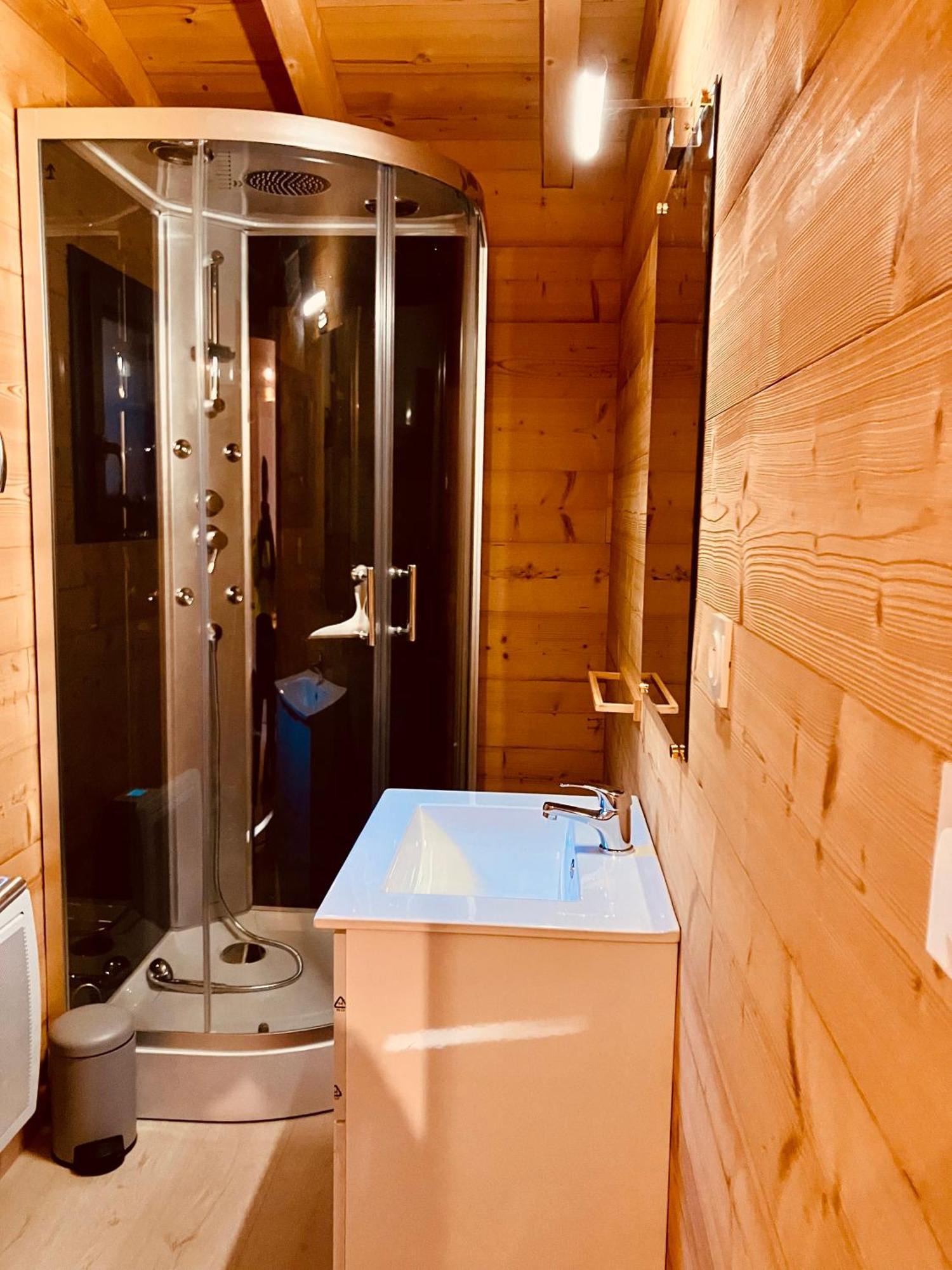 Camping L'enclave Mobil-home *